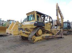 bulldozer-cat-d7hseriesII-serie1628-12