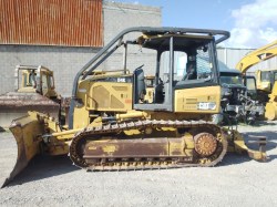 bulldozer-caterpillar-0206-d4kxl-5