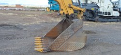 Excavadora-Cat-320dl-1391-19