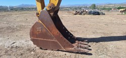Excavadora-Caterpillar-336-0500-9