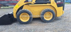 Minicargador-Caterpillar-246-7096-16