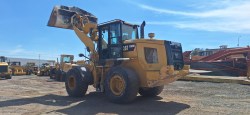 Payloader-Cat-930M-0332-165