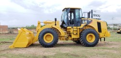 Payloader-Cat-966h-2835-6