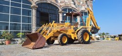 Retroexcavadora-Case-580SuperE-0104-18