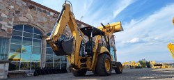 Retroexcavadora-Cat-420f-4772-4