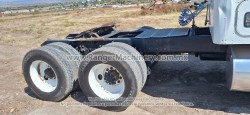 Tractocamion-Kenworth-T800b-5820-18