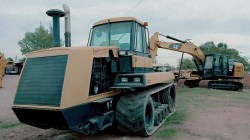 Tractor-agricola-Cat-65-0884-1