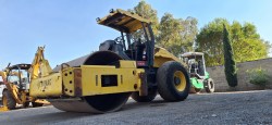 Vibrocompactador-Bomag-Bw213dh40-1251-1