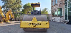 Vibrocompactador-Bomag-Bw213dh40-1251-2