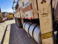 bombaconcreto-mack-mr688s-0012-17