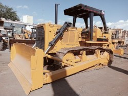 bulldozer-cat-d7g-8072-17