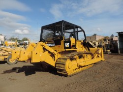 bulldozer-cat-d7g-serie2563-11