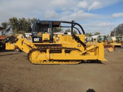 bulldozer-cat-d7g-serie2563-1