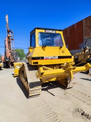 bulldozer-caterpillar-d4h-4462-7