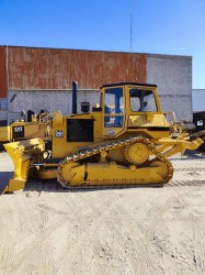 bulldozer-caterpillar-d4h-4462-9