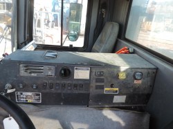 camionbombaelevadoradeconcreto-mack-MR6885-serie3228-19