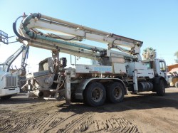 camionbombaelevadoradeconcreto-mack-MR6885-serie3228-9