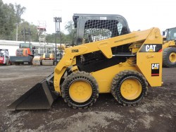 minicargador-caterpillar-226D-serie2715-2