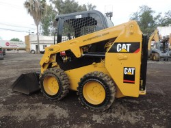 minicargador-caterpillar-226D-serie2715-3