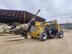 montacargas-caterpillar-tl943d-0457-2