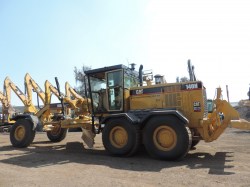 motoniveladora-caterpillar-140H-serie2784-6