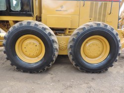 motoniveladora-caterpillar-140H-serie5886-15