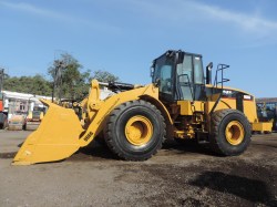 payloader-caterpillar-966G-serie0784-3