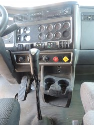 tractocamion-kenworth-T800-serie9462-12