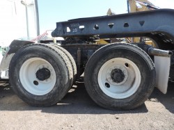 tractocamion-kenworth-T800-serie9462-9